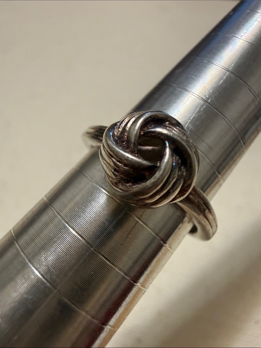 Sterling Silver 925 Knot Ring size 6